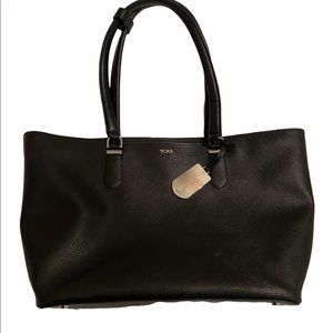 Tumi Executive Bag Black